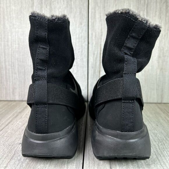Nike Golkana Black Faux Fur Lined Warm Winter Slip On Boot Shoe Women’s Size 8 - Picture 7 of 10